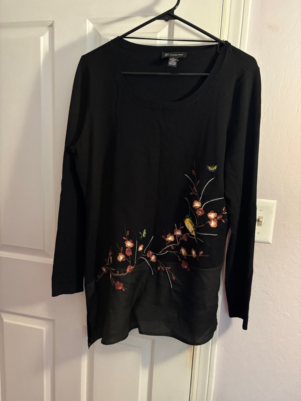 IC COLLECTION Black Long-Sleeve Tunic with Embroidered Floral & Bird Motif